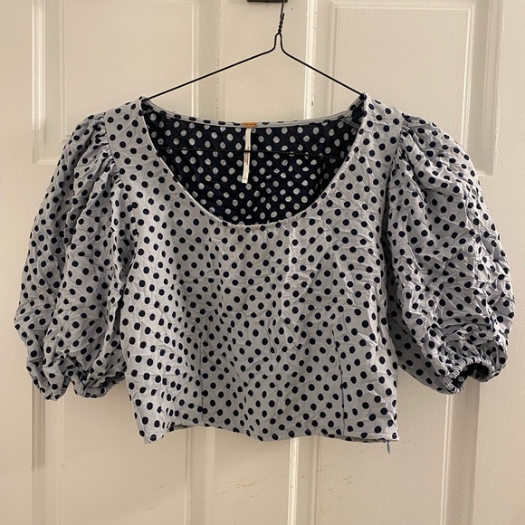 Fitting puff sleeve polka dot free people top - Picture 2 of 4